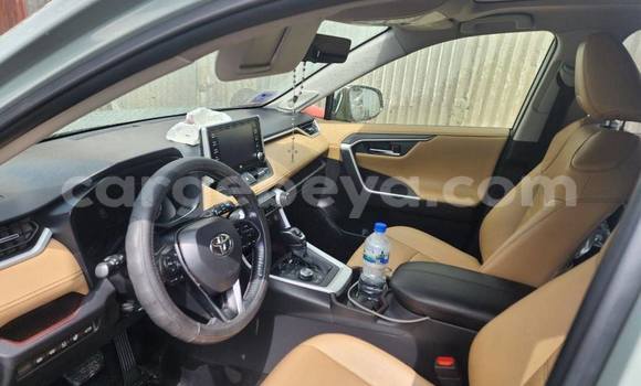Buy Used Toyota RAV4 White Car in Addis–Ababa in Ethiopia
