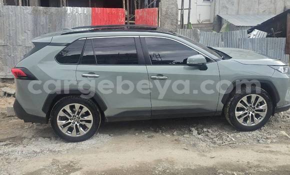 ይግዙ ያገለገለ Toyota RAV4 ነጭ መኪና በ አዲስ አበባ በ ኢትዮጵያ ይግዙ ያገለገለ Toyota RAV4 ነጭ መኪና በ አዲስ አበባ በ ኢትዮጵያ