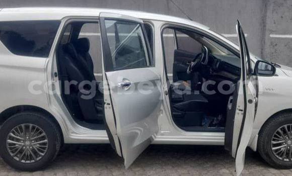 ይግዙ ያገለገለ Suzuki Ertiga ሌላ መኪና በ አዲስ አበባ በ ኢትዮጵያ ይግዙ ያገለገለ Suzuki Ertiga ሌላ መኪና በ አዲስ አበባ በ ኢትዮጵያ