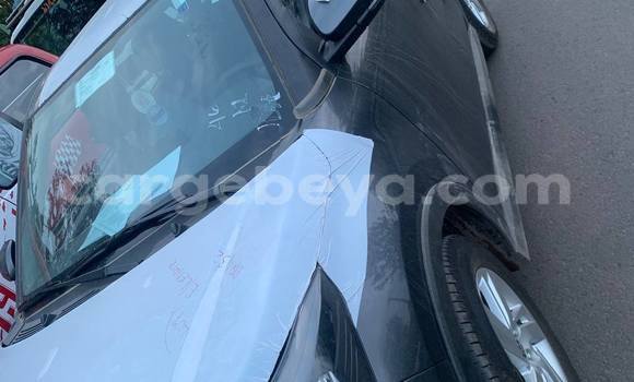 ይግዙ ያገለገለ Toyota Ractis ነጭ መኪና በ Addis ababa በ Africa ይግዙ ያገለገለ Toyota Ractis ነጭ መኪና በ Addis ababa በ Africa