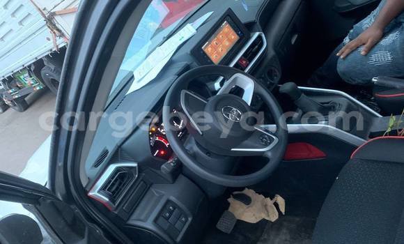 ይግዙ ያገለገለ Toyota Ractis ነጭ መኪና በ Addis ababa በ Africa ይግዙ ያገለገለ Toyota Ractis ነጭ መኪና በ Addis ababa በ Africa