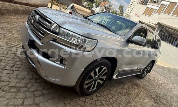 Buy Used Toyota Land Cruiser Other Car in Addis–Ababa in Ethiopia