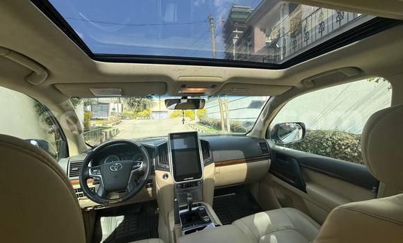ይግዙ ያገለገለ Toyota Land Cruiser ሌላ መኪና በ አዲስ አበባ በ ኢትዮጵያ ይግዙ ያገለገለ Toyota Land Cruiser ሌላ መኪና በ አዲስ አበባ በ ኢትዮጵያ