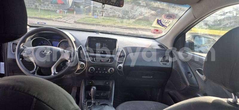 Big with watermark hyundai ix35 ethiopia addis ababa 13210