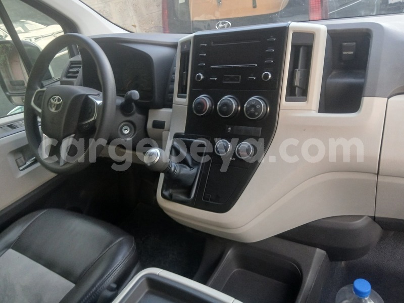 Big with watermark toyota hiace africa addis ababa 13215