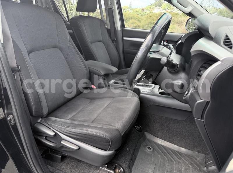 Big with watermark toyota hilux ethiopia debre birhan 13216