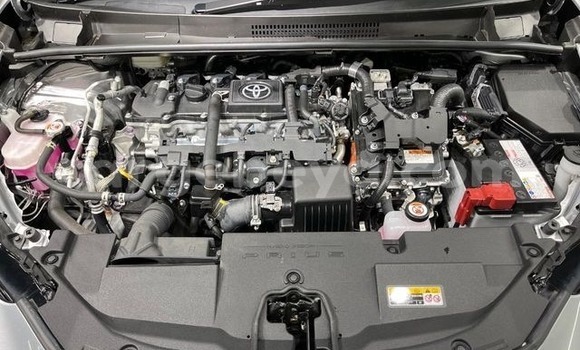 Buy Used Toyota Prius Silver Car in Addis ababa in Africa Buy Used Toyota Prius Silver Car in Addis ababa in Africa