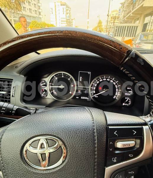 Big with watermark toyota land cruiser africa addis ababa 13226