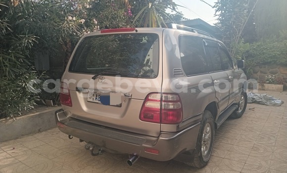 Buy Used Toyota Land Cruiser Prado Other Car in Addis ababa in Africa Buy Used Toyota Land Cruiser Prado Other Car in Addis ababa in Africa