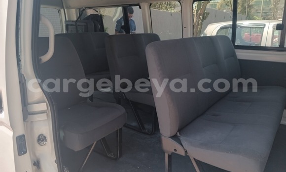 Buy Used Toyota Grand HiAce White Car in Addis ababa in Africa Buy Used Toyota Grand HiAce White Car in Addis ababa in Africa