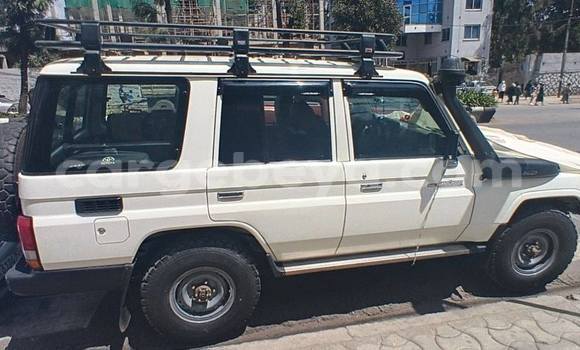 Buy Used Toyota Land Cruiser White Car in Addis–Ababa in Ethiopia Buy Used Toyota Land Cruiser White Car in Addis–Ababa in Ethiopia