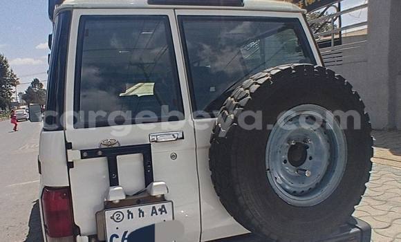 Buy Used Toyota Land Cruiser White Car in Addis–Ababa in Ethiopia Buy Used Toyota Land Cruiser White Car in Addis–Ababa in Ethiopia