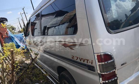 Buy Used Toyota Dolphin Other Car in Addis–Ababa in Ethiopia Buy Used Toyota Dolphin Other Car in Addis–Ababa in Ethiopia