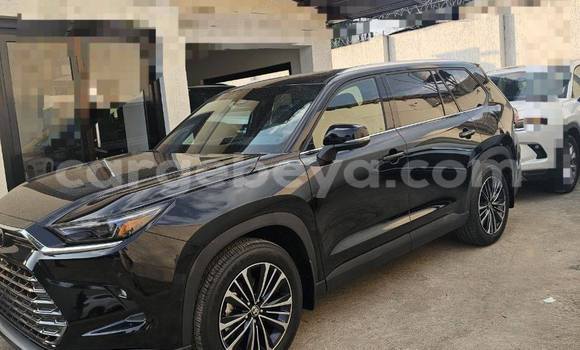 Buy Used Toyota Highlander Black Car in Addis–Ababa in Ethiopia Buy Used Toyota Highlander Black Car in Addis–Ababa in Ethiopia