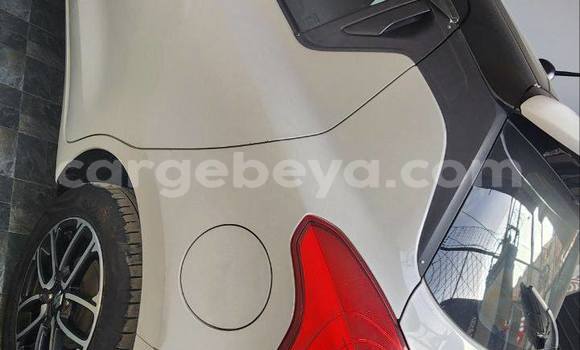 Buy Used Suzuki Swift White Car in Addis ababa in Africa Buy Used Suzuki Swift White Car in Addis ababa in Africa