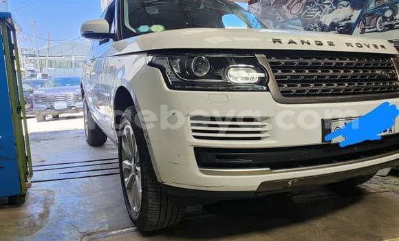 Buy Used Land Rover Range Rover Vogue White Car in Addis–Ababa in Ethiopia Buy Used Land Rover Range Rover Vogue White Car in Addis–Ababa in Ethiopia