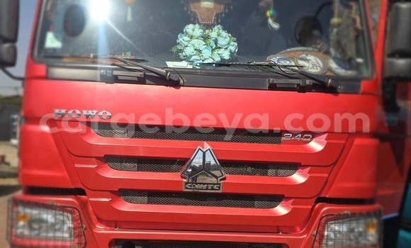 Buy Used Sino Howo Red Truck in Addis–Ababa in Ethiopia