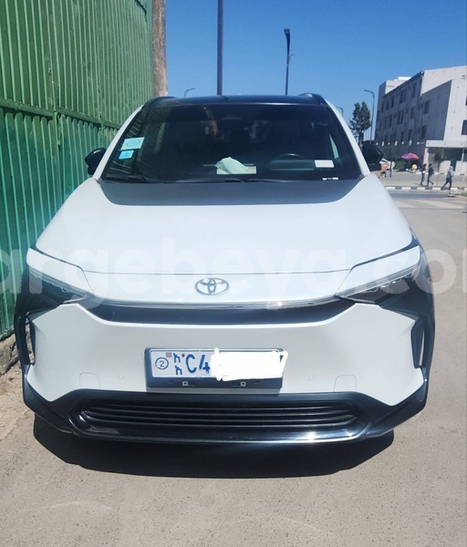 Big with watermark toyota brevis ethiopia addis ababa 13272