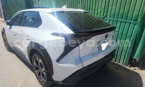 Buy Used Toyota Brevis White Car in Addis–Ababa in Ethiopia Buy Used Toyota Brevis White Car in Addis–Ababa in Ethiopia