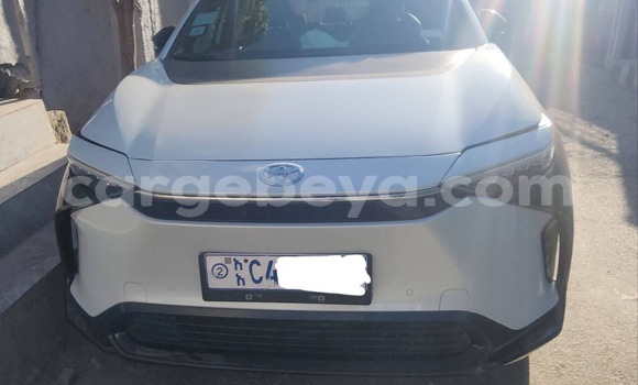 Buy Used Toyota Brevis White Car in Addis–Ababa in Ethiopia Buy Used Toyota Brevis White Car in Addis–Ababa in Ethiopia