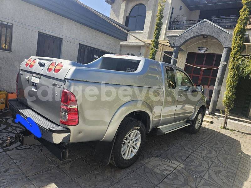 Big with watermark toyota hilux ethiopia addis ababa 13273