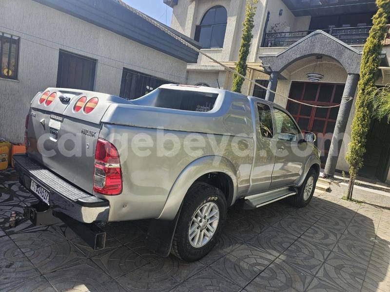 Big with watermark toyota hilux ethiopia addis ababa 13273