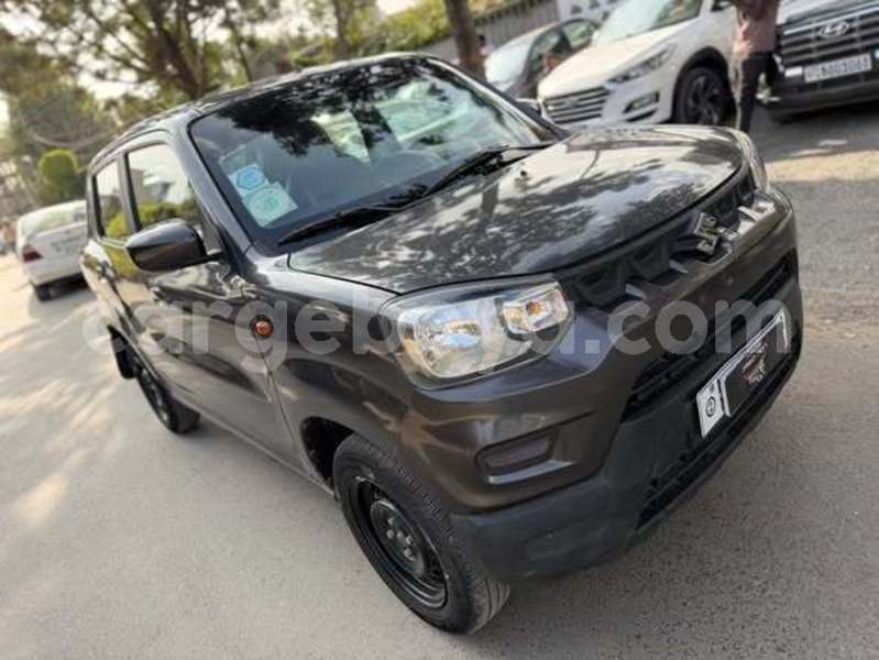 Big with watermark toyota spacio ethiopia addis ababa 13299