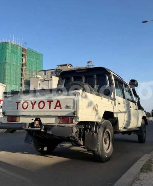 Big with watermark toyota land cruiser prado ethiopia addis ababa 13349