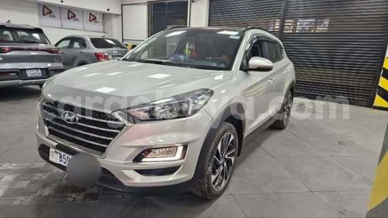 Big with watermark hyundai tucson ethiopia addis ababa 13353