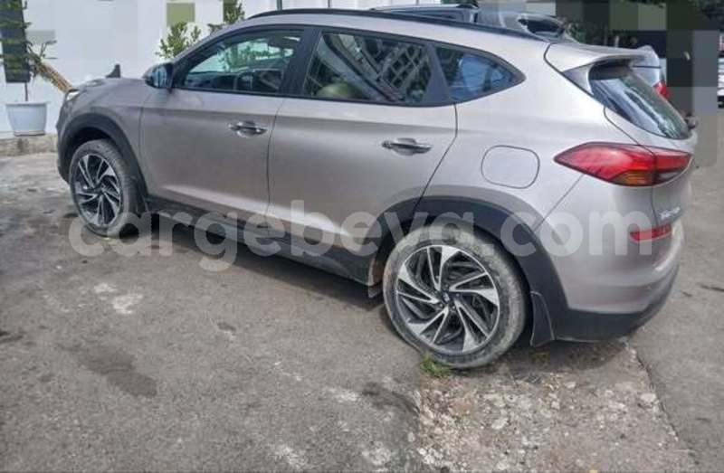 Big with watermark hyundai tucson africa addis ababa 13358