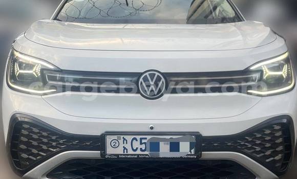 Acheter Occasion Voiture Volkswagen Caddy Blanc à Addis ababa, Africa Acheter Occasion Voiture Volkswagen Caddy Blanc à Addis ababa, Africa
