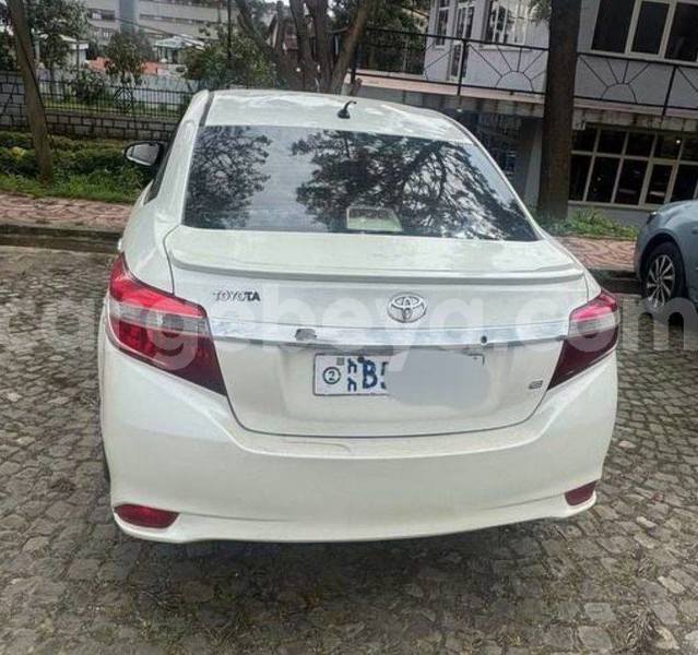 Big with watermark toyota yaris ethiopia addis ababa 13370