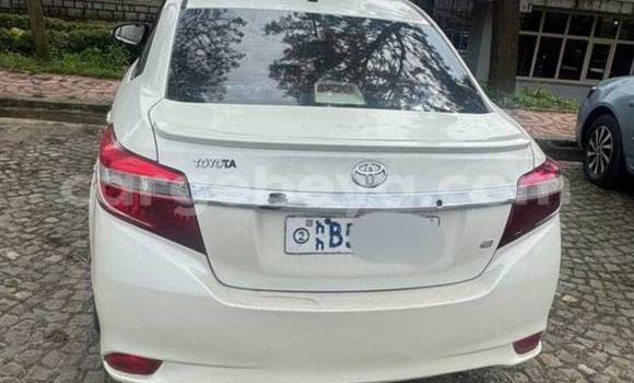 Buy Used Toyota Yaris White Car in Addis–Ababa in Ethiopia