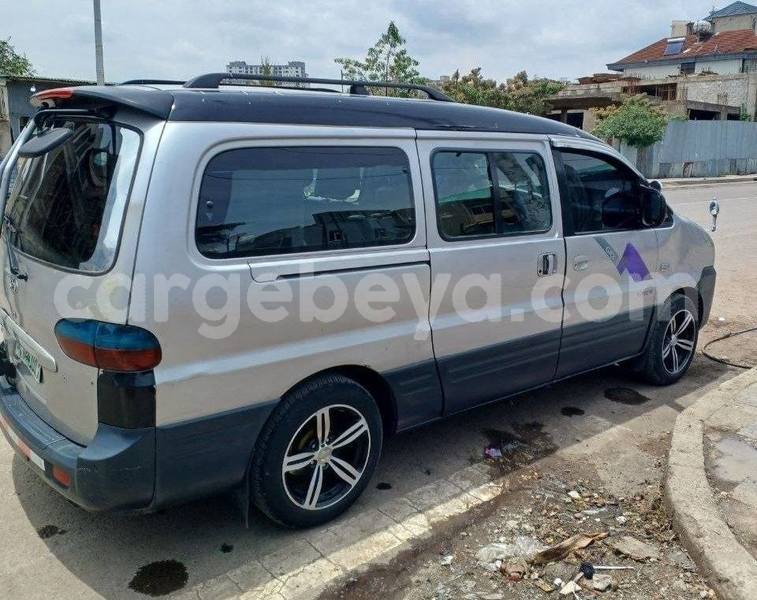 Big with watermark hyundai starex ethiopia addis ababa 13375