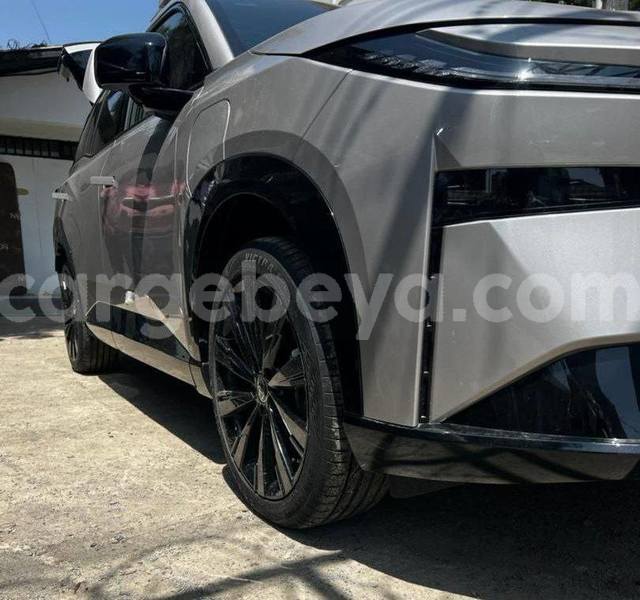 Big with watermark toyota blizzard ethiopia addis ababa 13386