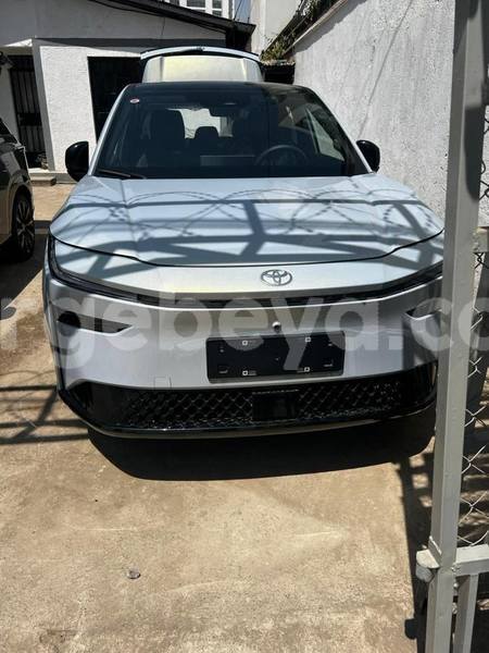 Big with watermark toyota blizzard ethiopia addis ababa 13386