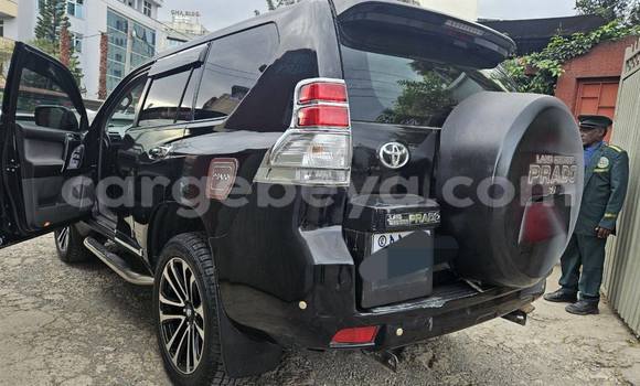 Acheter Occasion Voiture Toyota Land Cruiser Prado Noir à Addis ababa, Africa Acheter Occasion Voiture Toyota Land Cruiser Prado Noir à Addis ababa, Africa