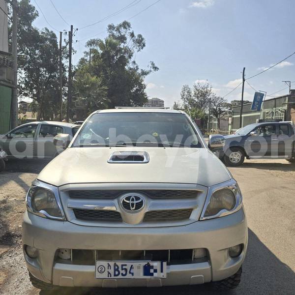 Big with watermark toyota hilux ethiopia addis ababa 13390