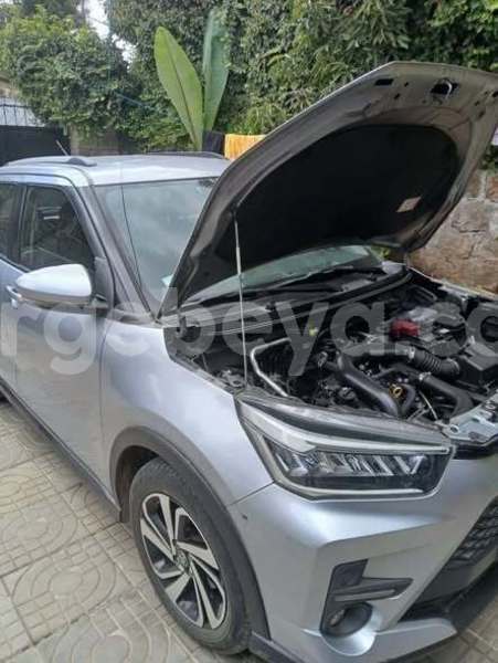 Big with watermark toyota ractis ethiopia addis ababa 13418