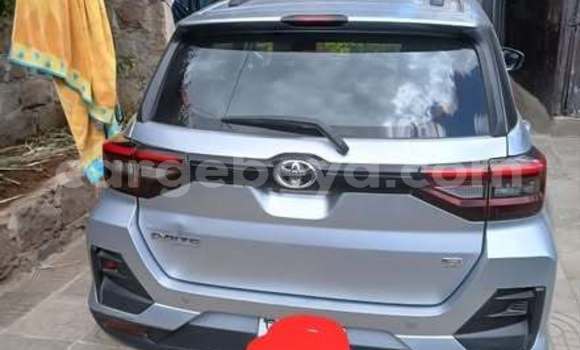 Buy Used Toyota Ractis Other Car in Addis–Ababa in Ethiopia Buy Used Toyota Ractis Other Car in Addis–Ababa in Ethiopia