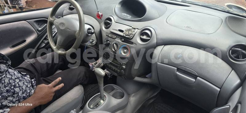 Big with watermark toyota vitz africa addis ababa 13429