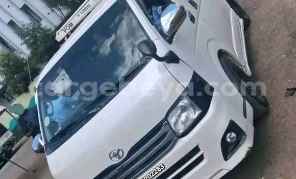 Buy Used Toyota Hiace White Car in Addis ababa in Africa Buy Used Toyota Hiace White Car in Addis ababa in Africa