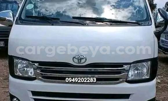 Buy Used Toyota Hiace White Car in Addis ababa in Africa Buy Used Toyota Hiace White Car in Addis ababa in Africa