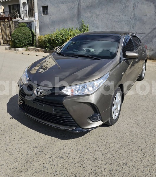 Big with watermark toyota yaris ethiopia addis ababa 13444