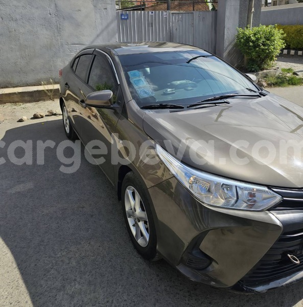 Big with watermark toyota yaris ethiopia addis ababa 13444