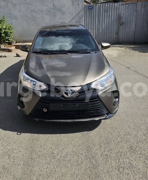 Big with watermark toyota yaris ethiopia addis ababa 13444