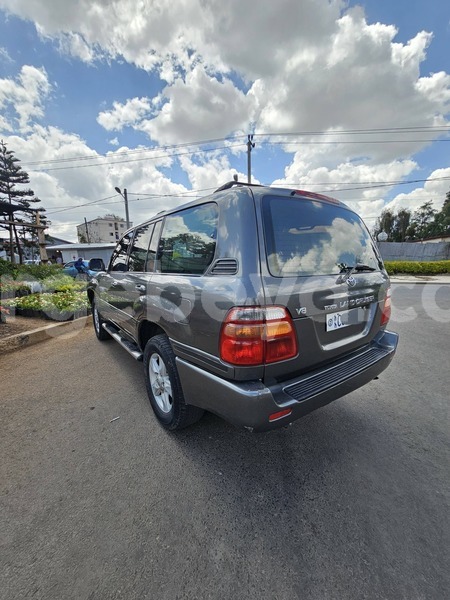 Big with watermark toyota land cruiser ethiopia addis ababa 13446