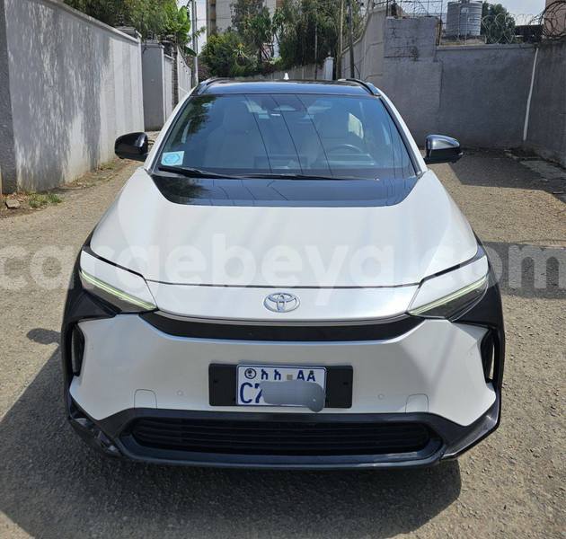 Big with watermark toyota brevis ethiopia addis ababa 13451