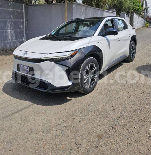 Big with watermark toyota brevis ethiopia addis ababa 13451