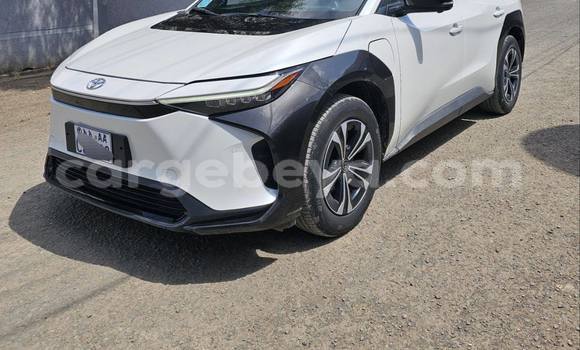 Buy Used Toyota Brevis White Car in Addis–Ababa in Ethiopia Buy Used Toyota Brevis White Car in Addis–Ababa in Ethiopia